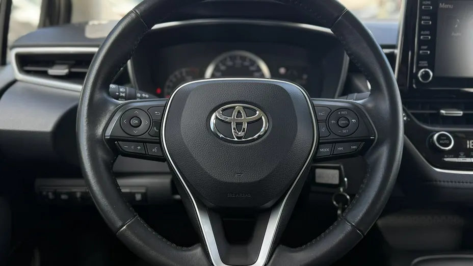 TOYOTA Corolla -