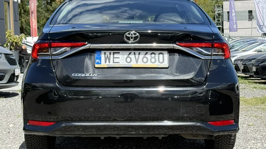 TOYOTA Corolla -