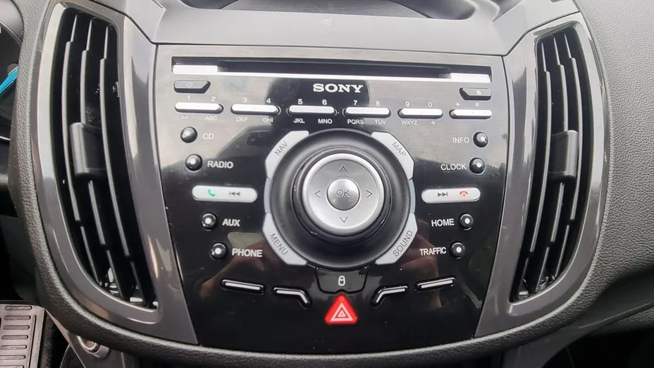 FORD Kuga -