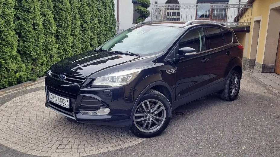 FORD Kuga -