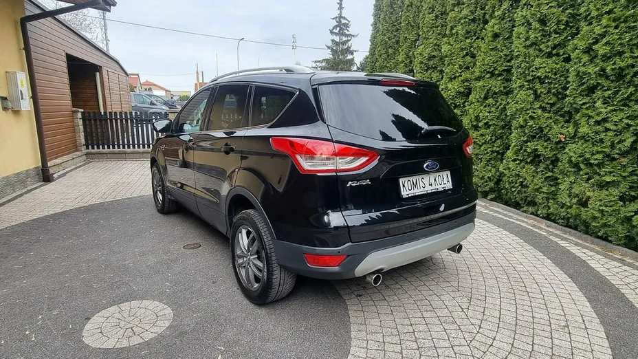 FORD Kuga -