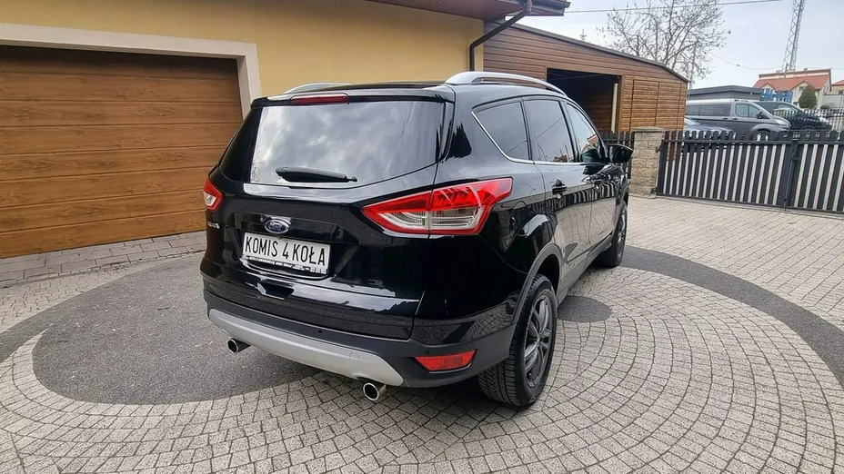 FORD Kuga -