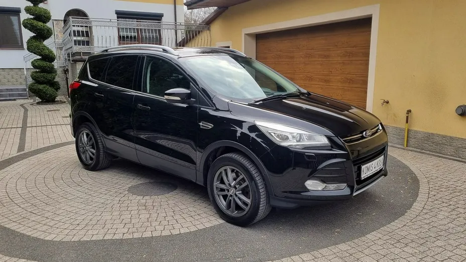 FORD Kuga -
