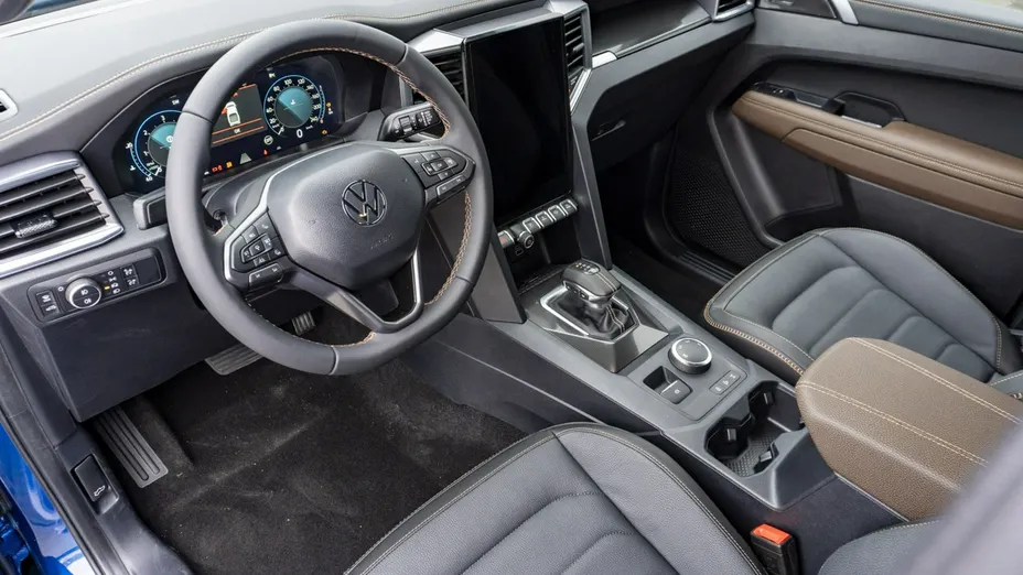 VOLKSWAGEN Amarok -