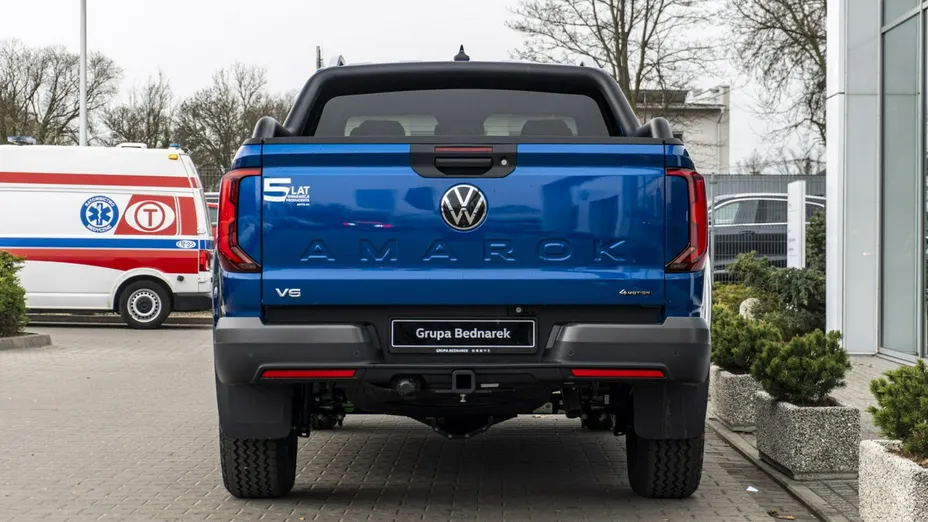 VOLKSWAGEN Amarok -