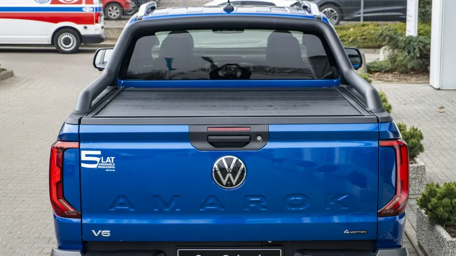 VOLKSWAGEN Amarok -