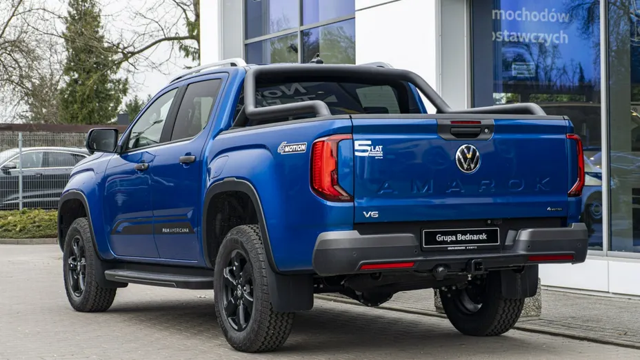 VOLKSWAGEN Amarok -