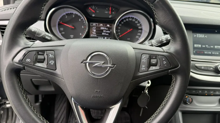 OPEL Astra -