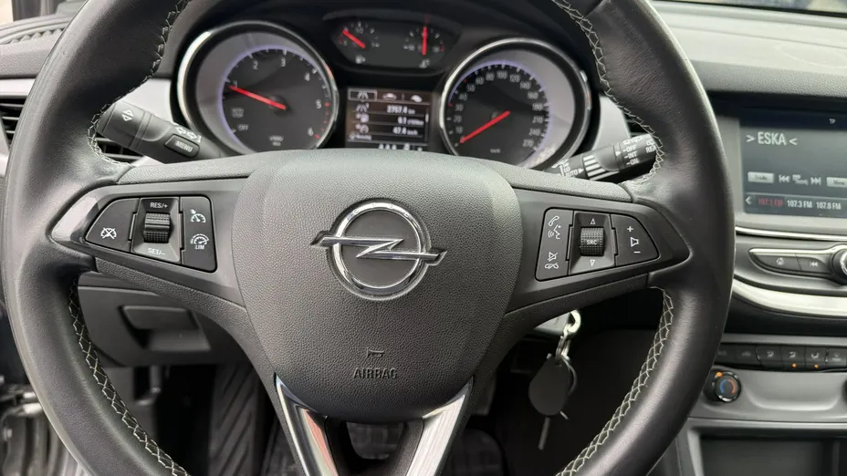 OPEL Astra -