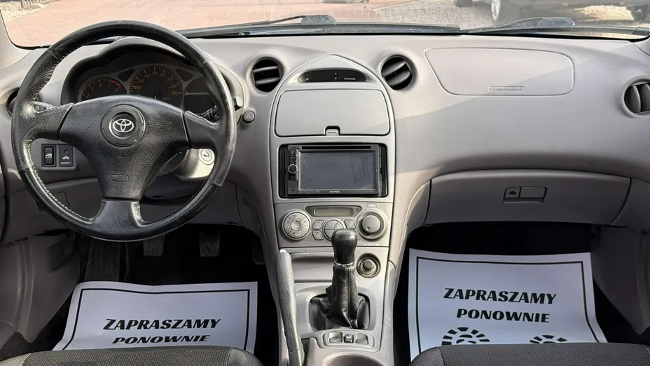 TOYOTA Celica -