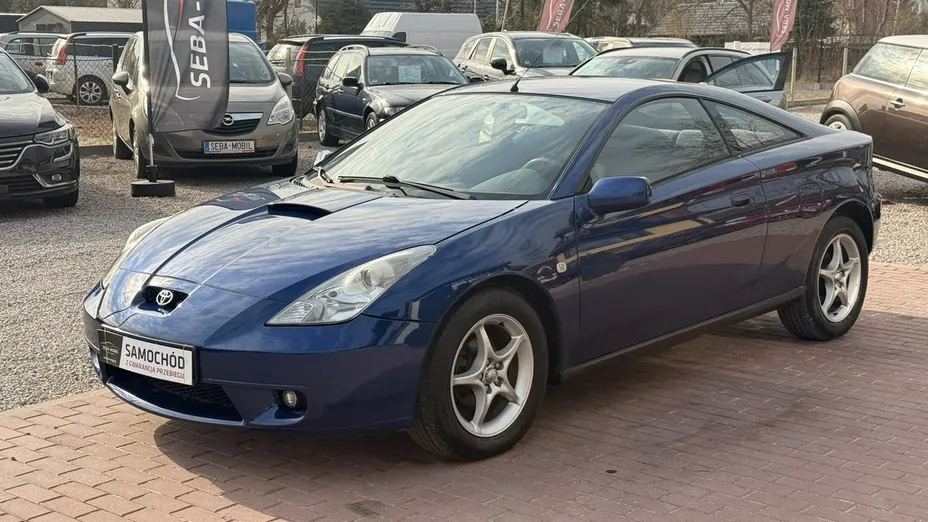 TOYOTA Celica -