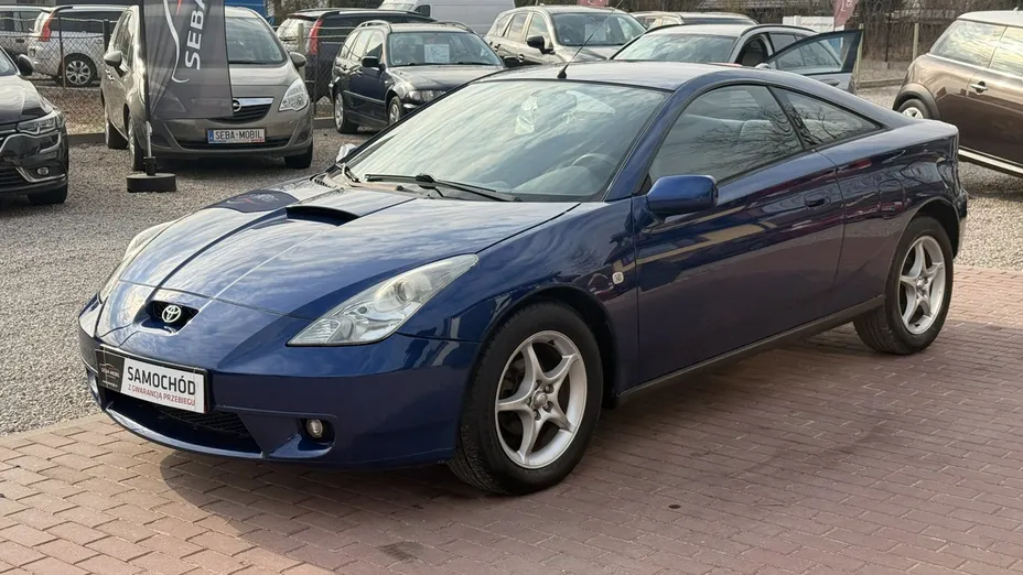 TOYOTA Celica -