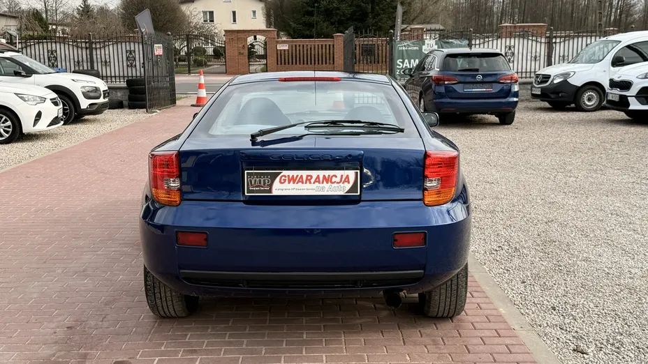 TOYOTA Celica -