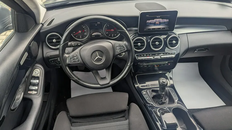 MERCEDES-BENZ C Klasa -