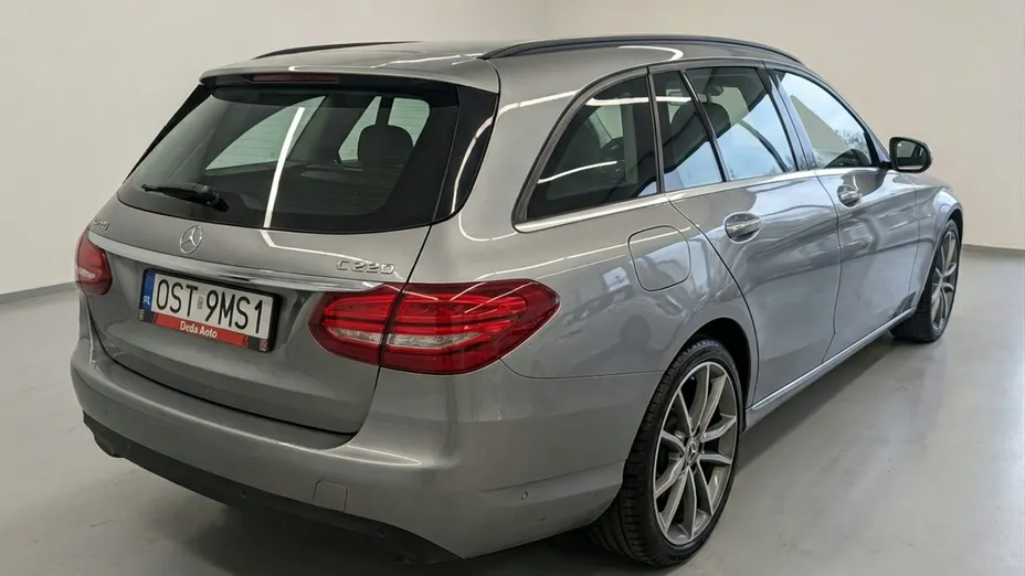 MERCEDES-BENZ C Klasa -