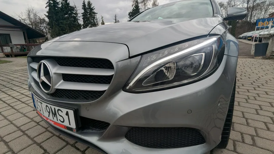MERCEDES-BENZ C Klasa -