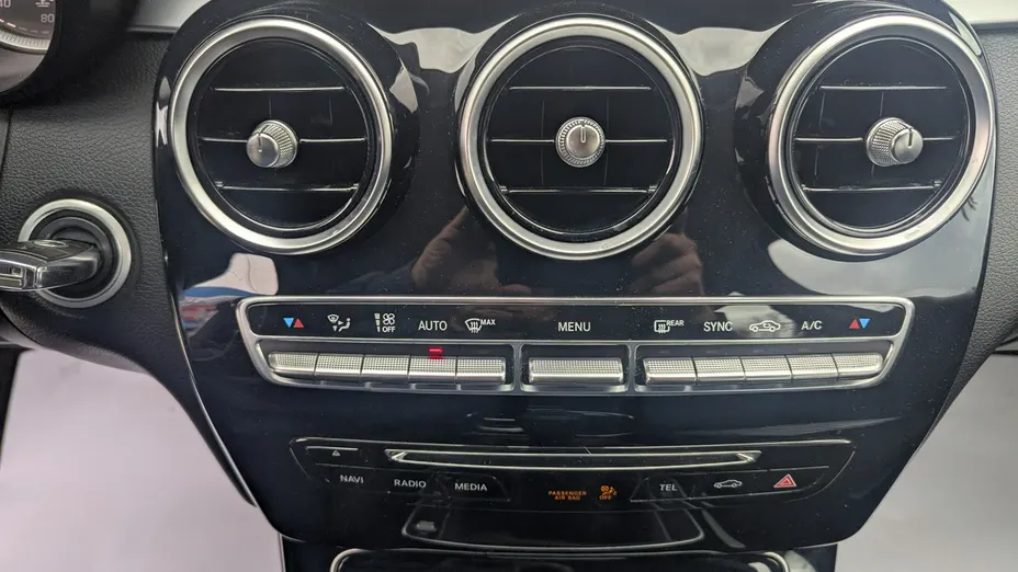 MERCEDES-BENZ C Klasa -
