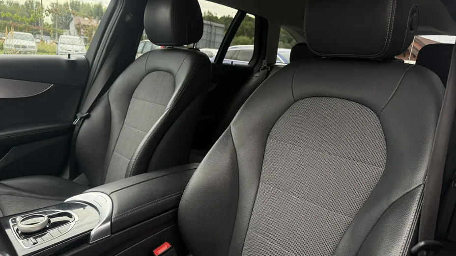 MERCEDES-BENZ C Klasa -