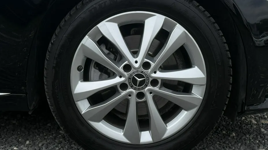 MERCEDES-BENZ C Klasa -