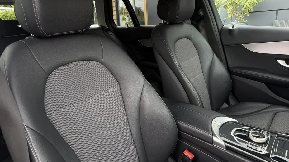 MERCEDES-BENZ C Klasa -