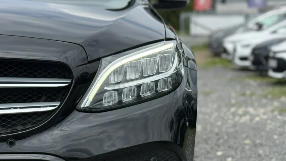 MERCEDES-BENZ C Klasa -