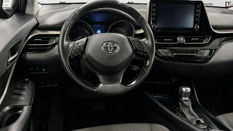 TOYOTA C-HR -