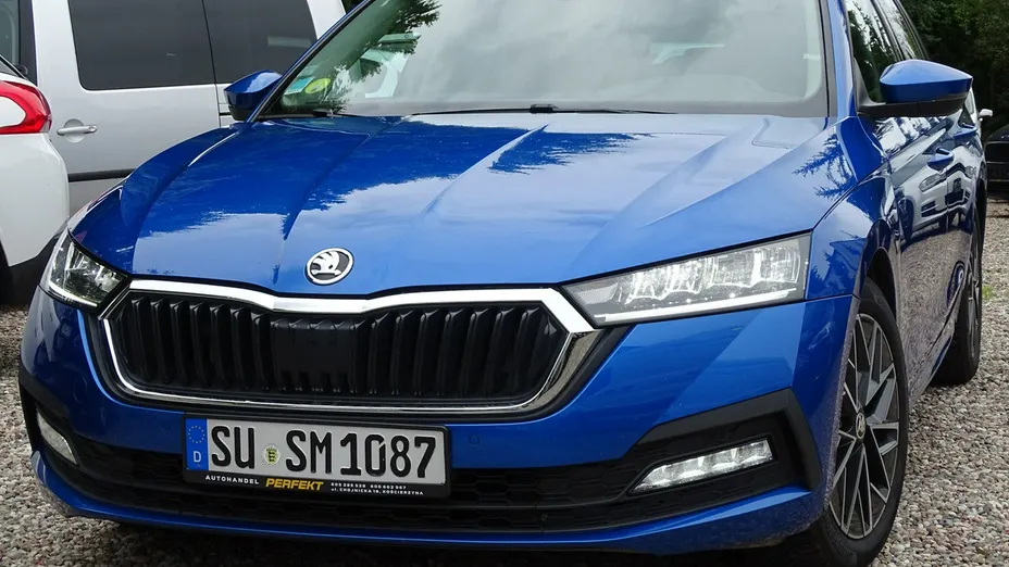 SKODA Octavia -