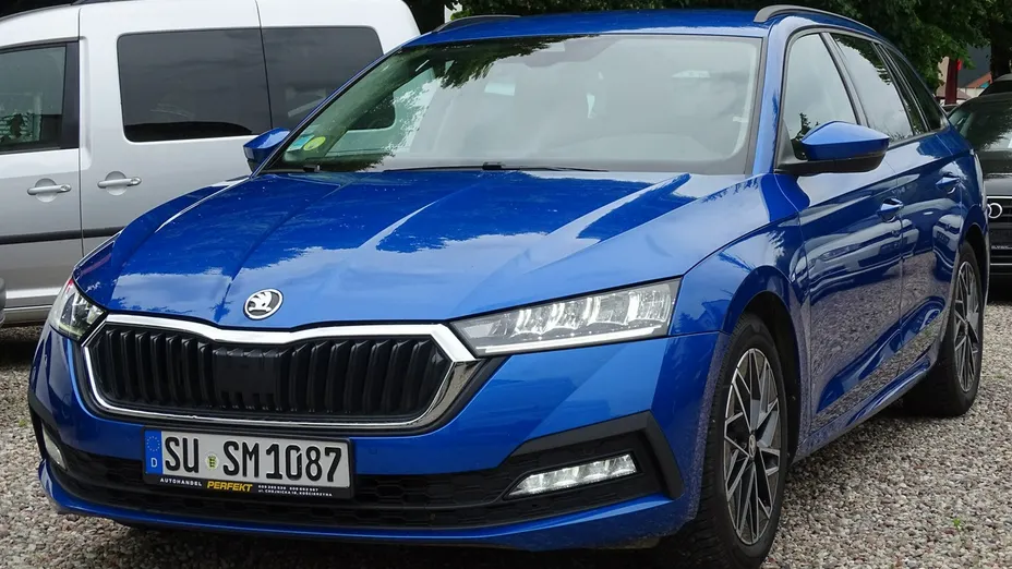 SKODA Octavia -