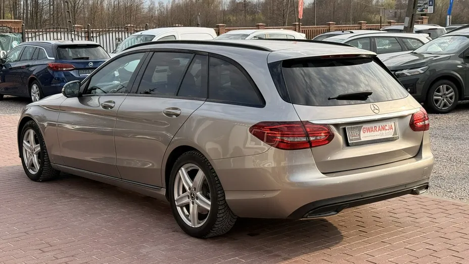 MERCEDES-BENZ C Klasa -
