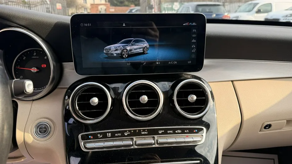 MERCEDES-BENZ C Klasa -