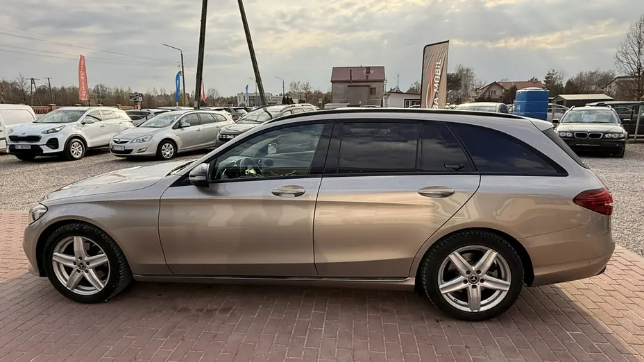 MERCEDES-BENZ C Klasa -