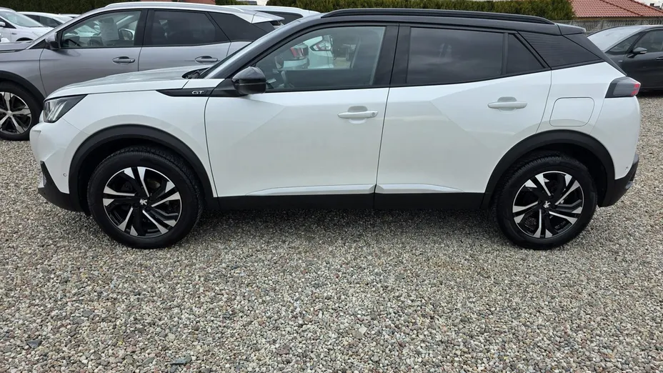 PEUGEOT 2008 -