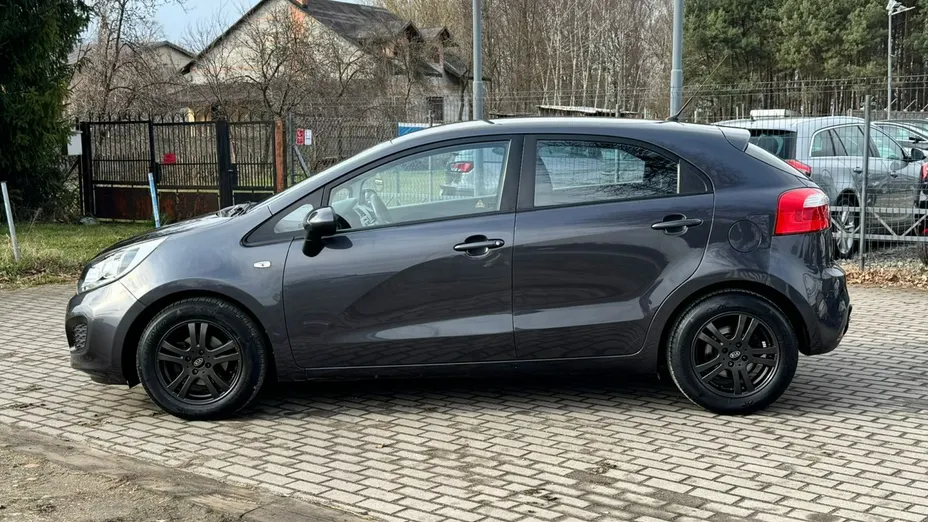 KIA Rio -