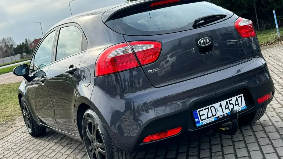 KIA Rio -