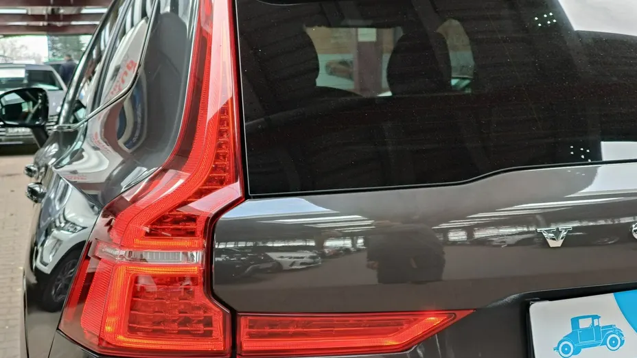 VOLVO XC60 -
