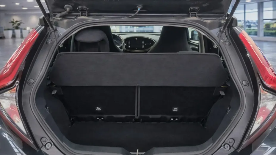TOYOTA Aygo X -