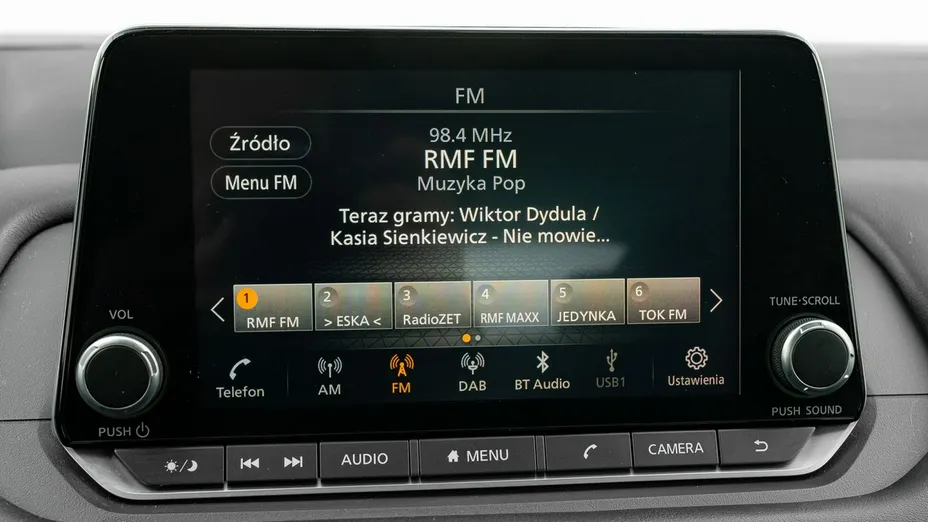NISSAN Qashqai -