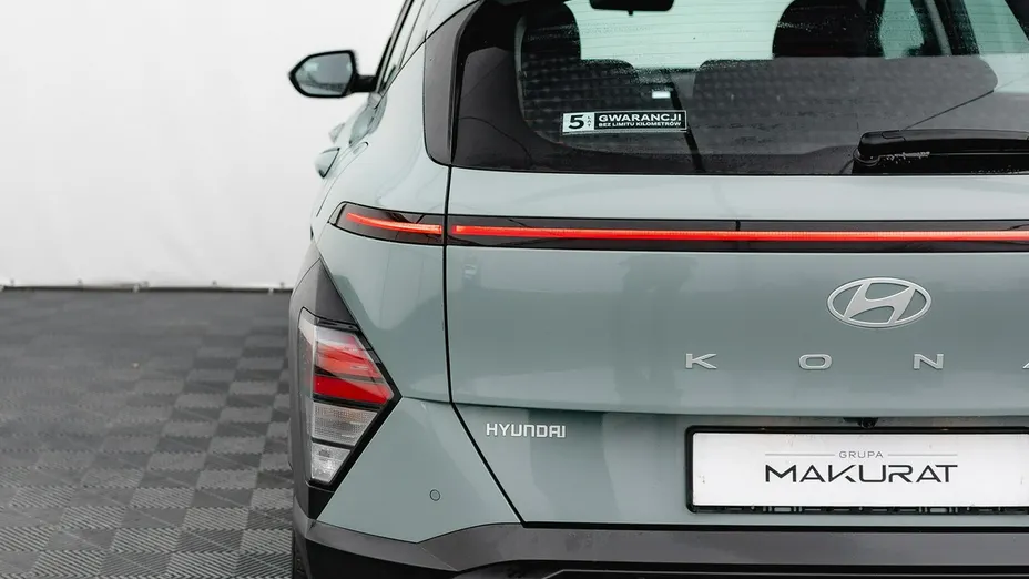 HYUNDAI Kona -