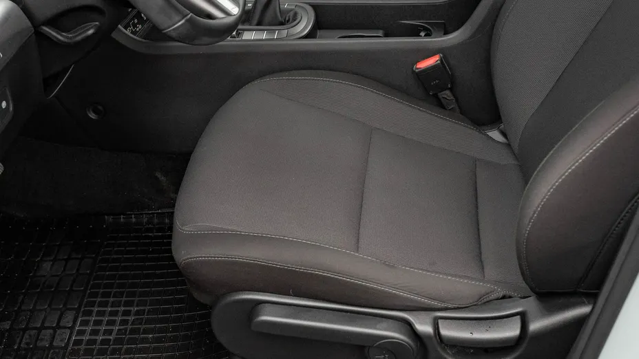 HYUNDAI Kona -