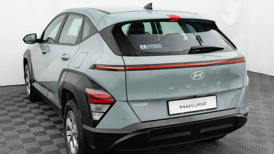 HYUNDAI Kona -