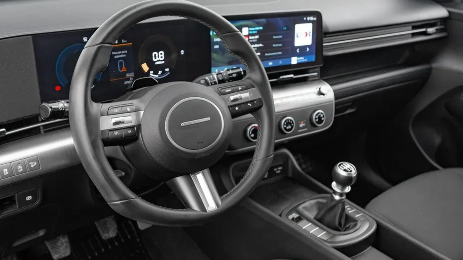 HYUNDAI Kona -