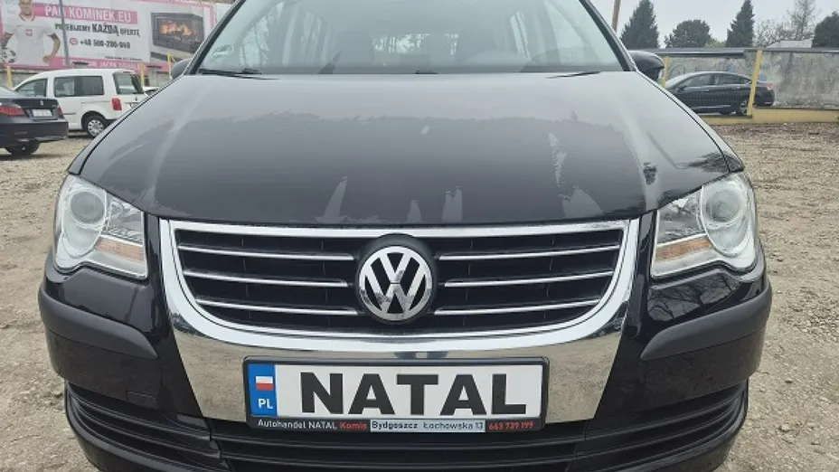 VOLKSWAGEN Touran -