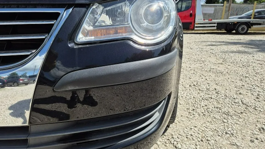 VOLKSWAGEN Touran -