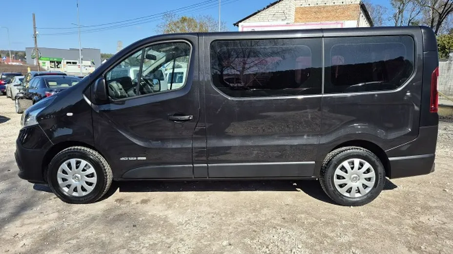 RENAULT Trafic -