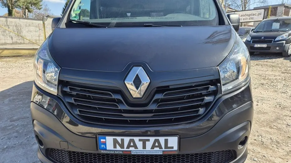 RENAULT Trafic -
