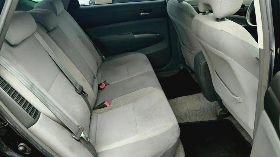 TOYOTA Prius -