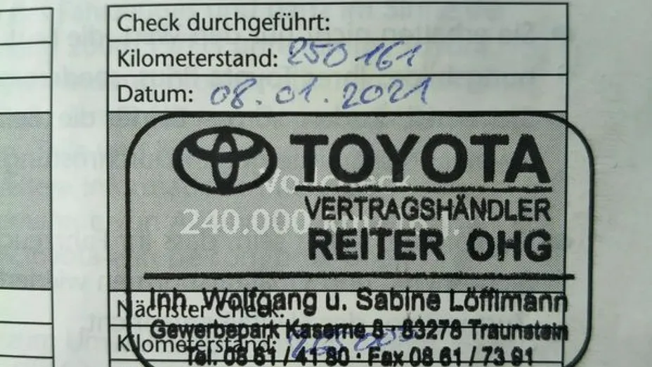 TOYOTA Prius -