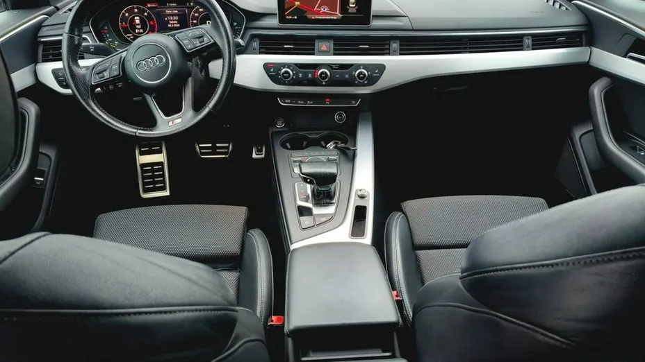 AUDI A4 -