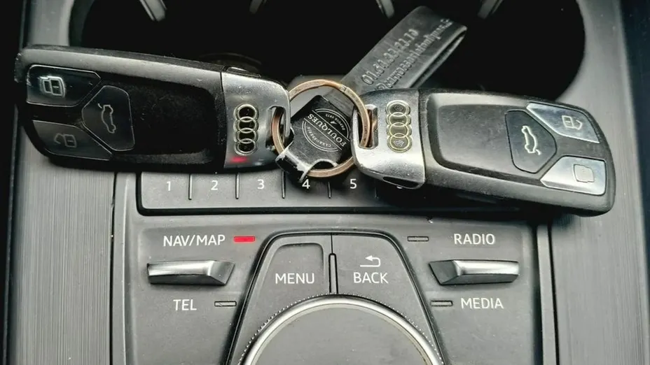 AUDI A4 -