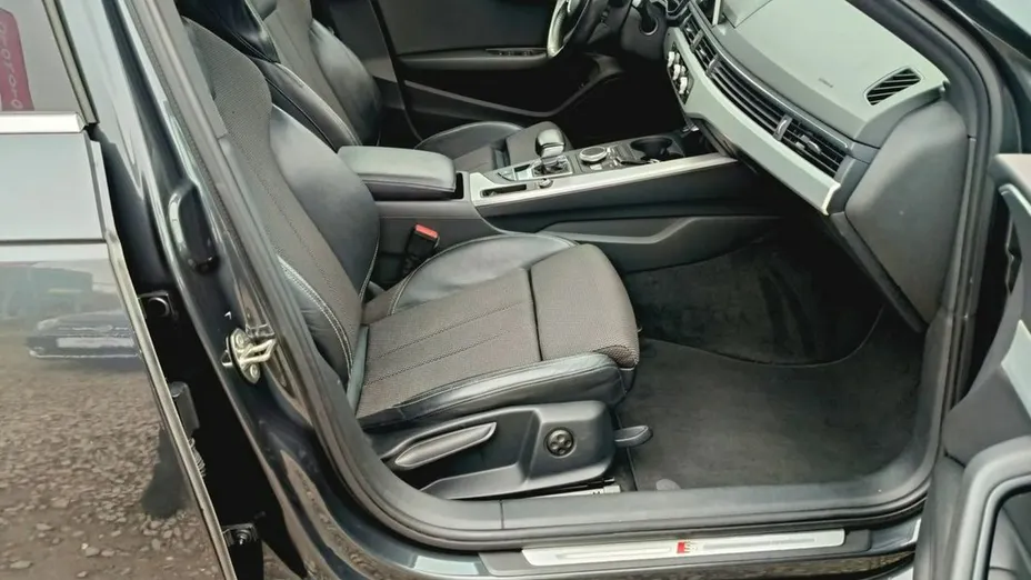 AUDI A4 -